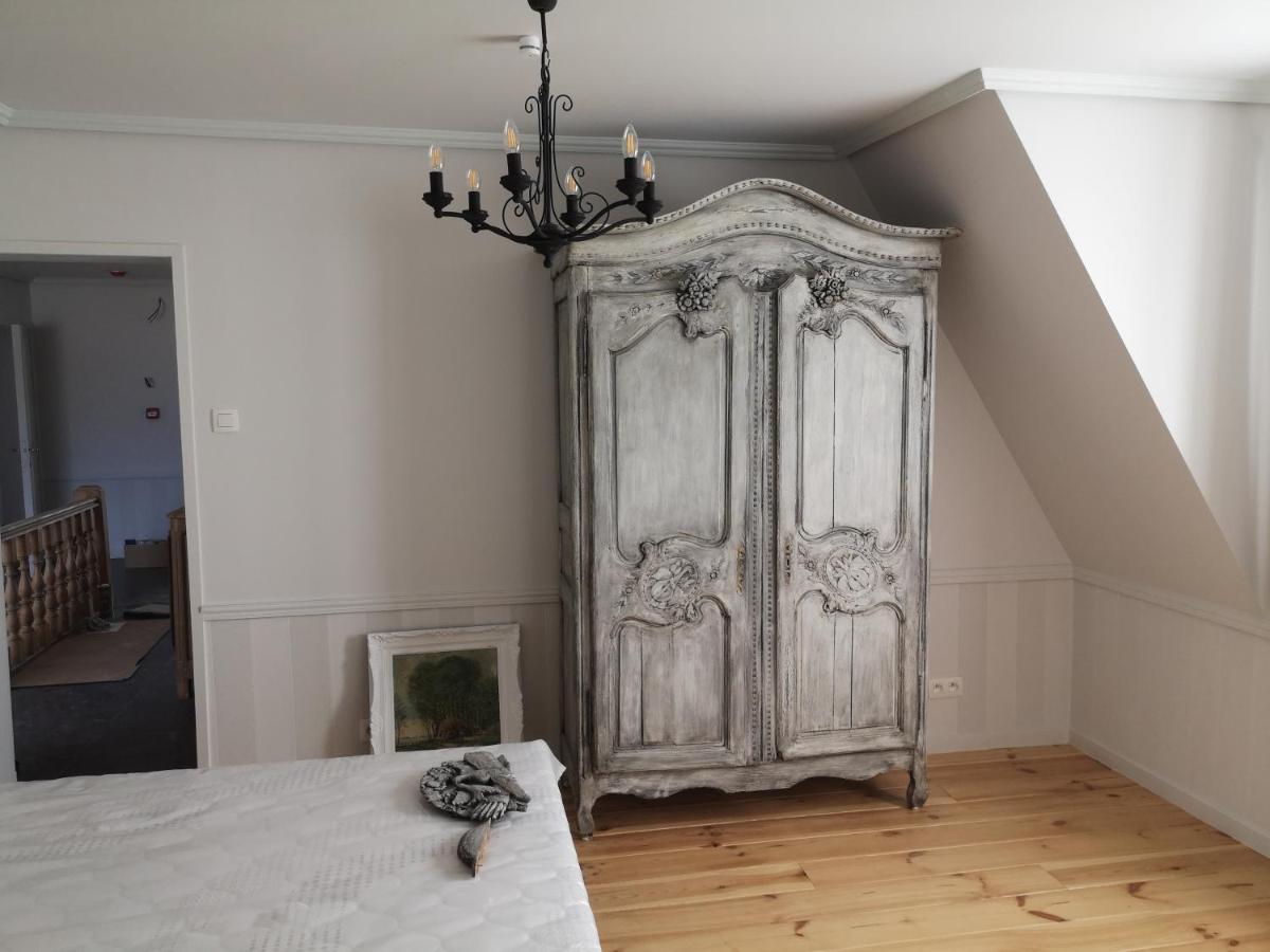 Den Hoge Doorn Bed & Breakfast Harelbeke Bagian luar foto